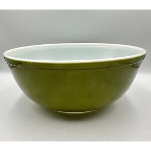 Pyrex 404 Verde Avocado Green 4 qt Mixing Bowl